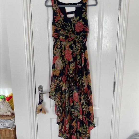 Parisian Works Dresses & Skirts - Parisian Works Black Asymmetrical Floral Dress